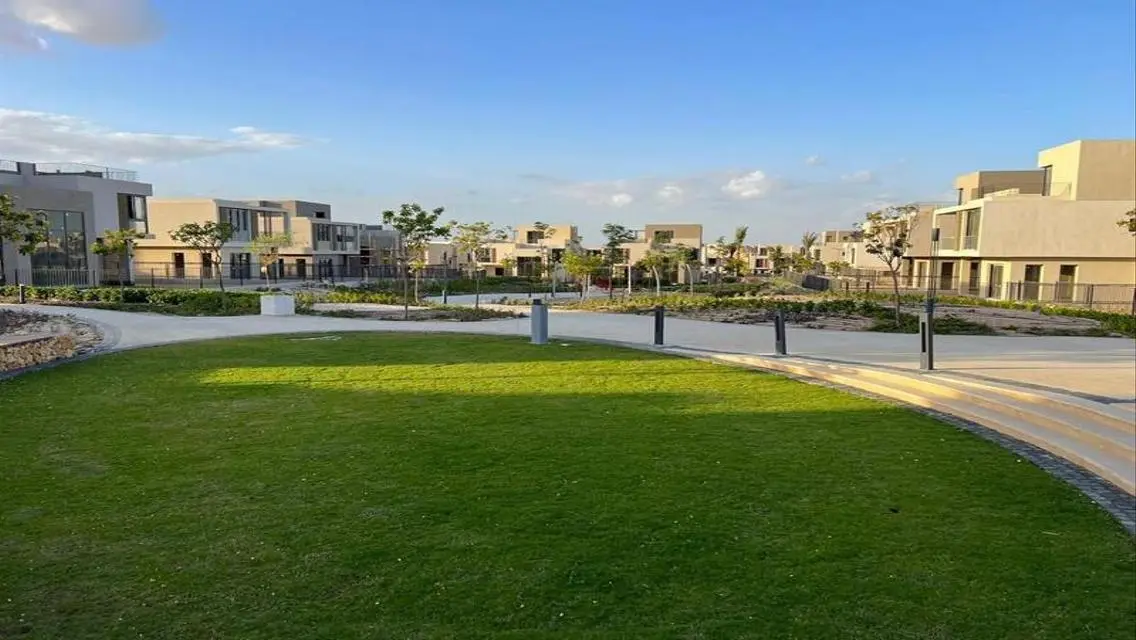 Luxury Villa for Sale with Private Pool and Garden in Prime Location