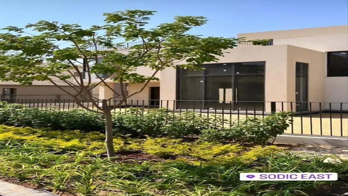 Luxury Villa for Sale with Private Pool and Garden in Prime Location