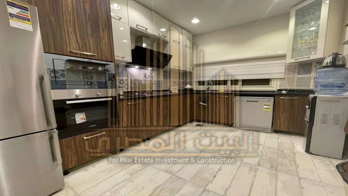 Luxury Apartment for Sale - 450 Square Meters in the Heart of the City