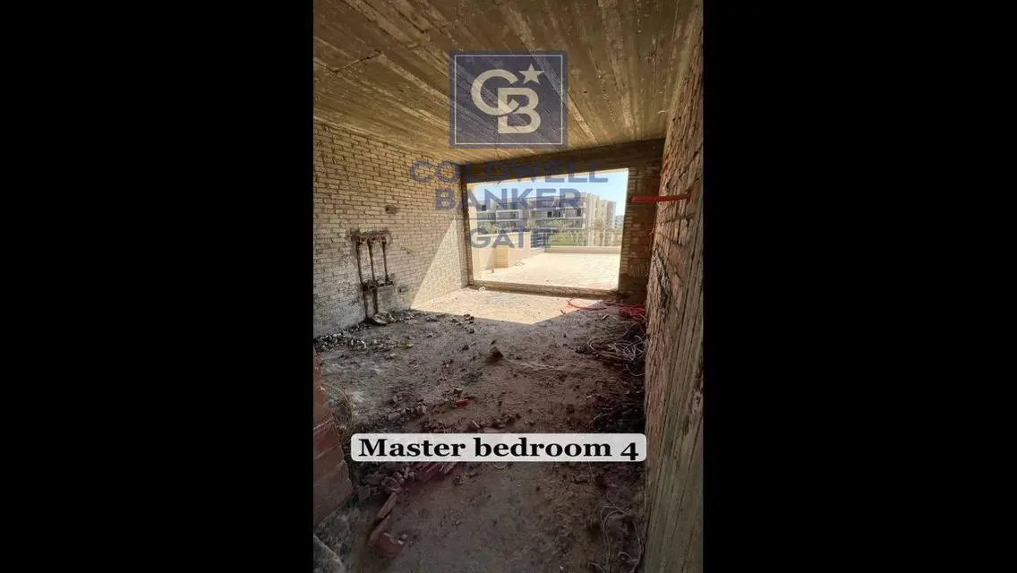 شقة فاخرة بمساحة كبيرة مع شرفة وحارس أمن
