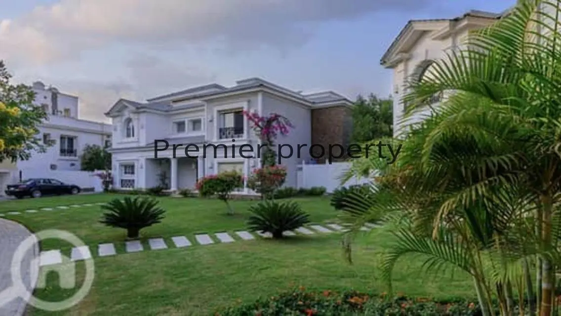 Luxury Villa for Sale - 245 Square Meters in a Prime Location