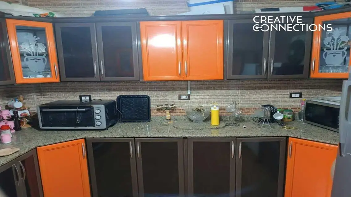 شقة فاخرة للبيع بمساحة واسعة