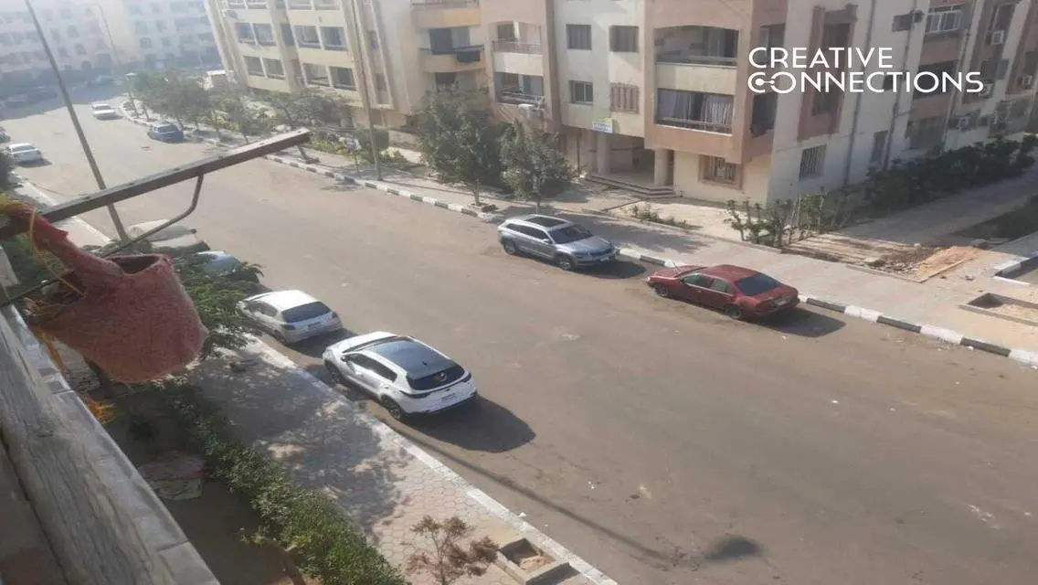 شقة فاخرة للبيع بمساحة واسعة