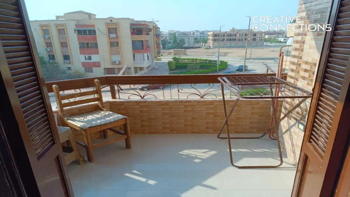 شقة فاخرة للبيع بمساحة واسعة