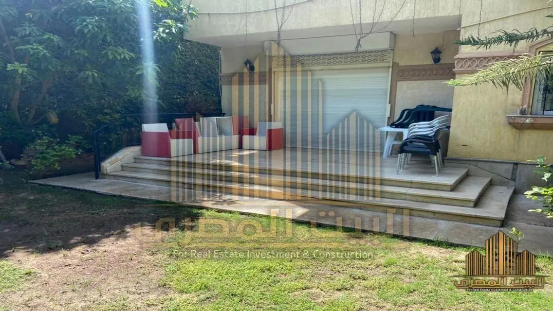 منزل مستقل فاخر بمساحة شاسعة