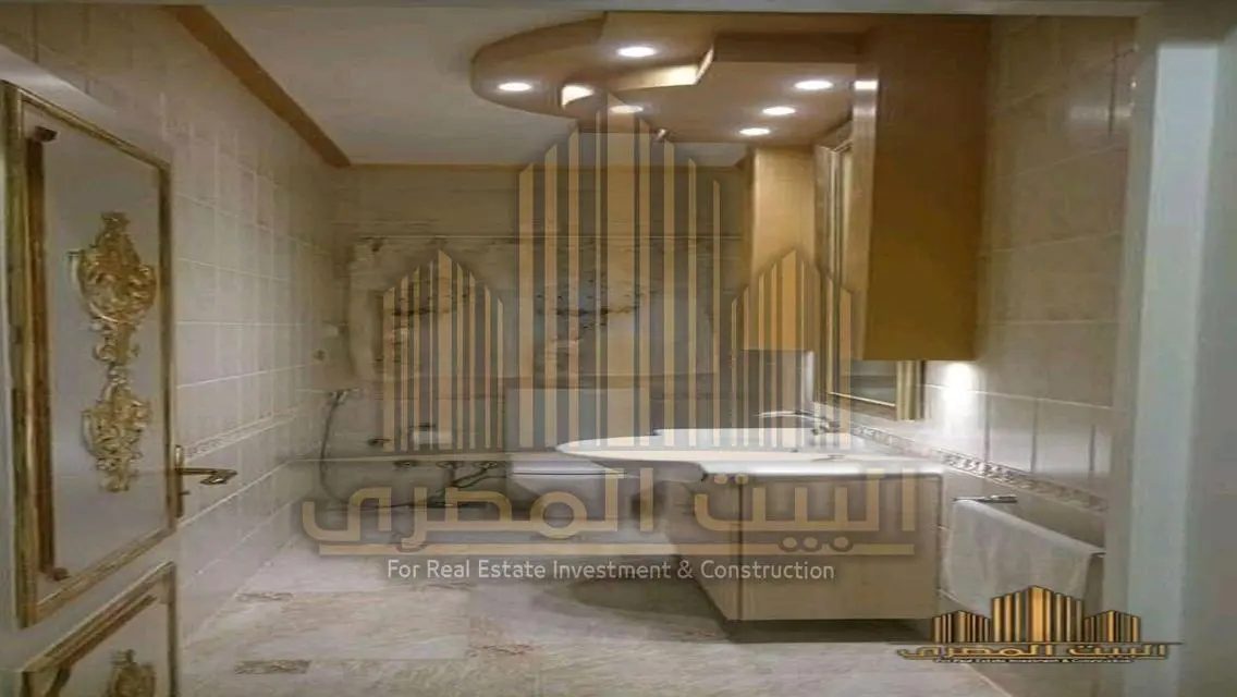 منزل مستقل فاخر بمساحة شاسعة