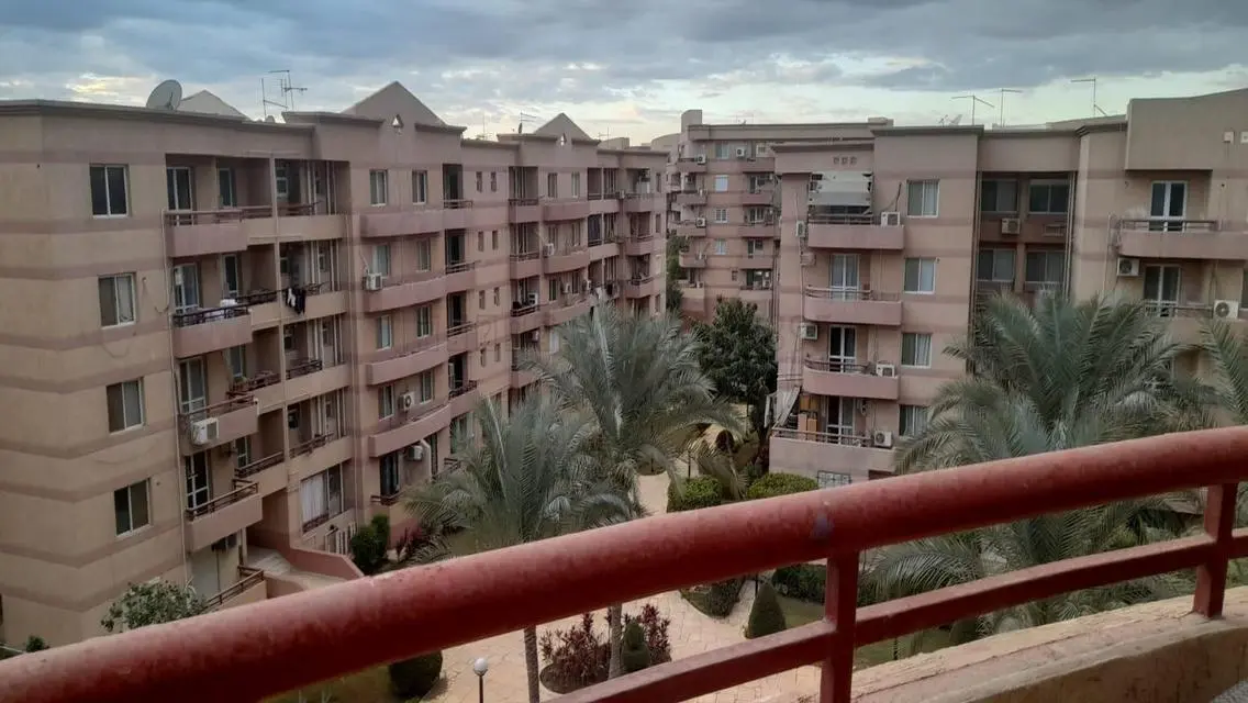 شقة فاخرة بموقع مميز للبيع