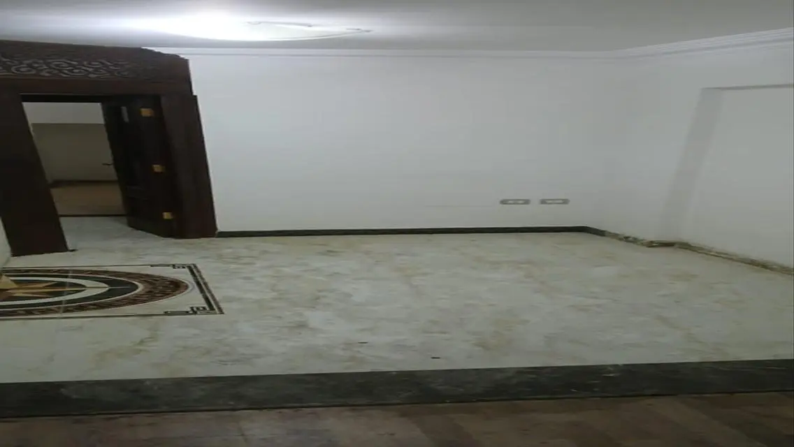 شقة مميزة للإيجار في منطقة هادئة