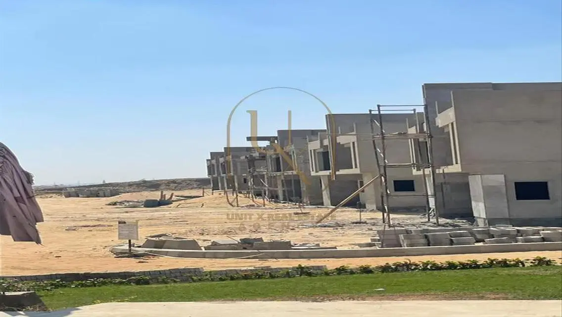 فيلا فاخرة بمساحة واسعة في موقع متميز