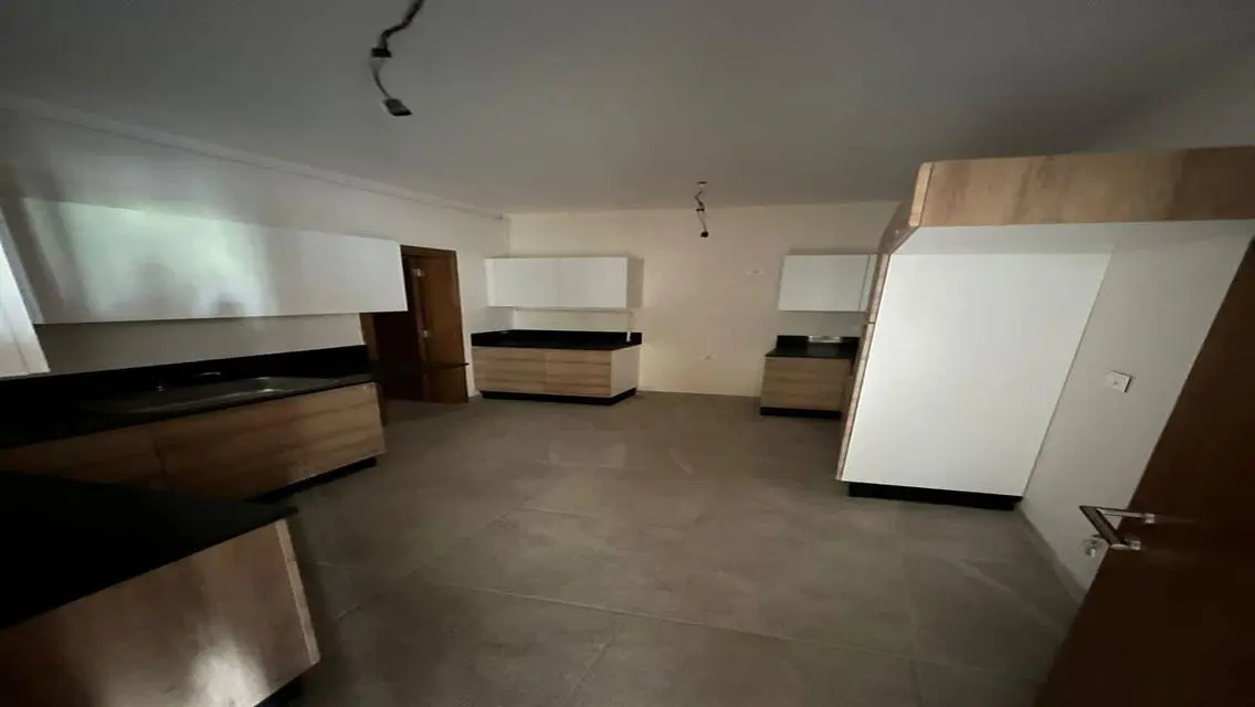 Exclusive Investment Opportunity in Luxury Property