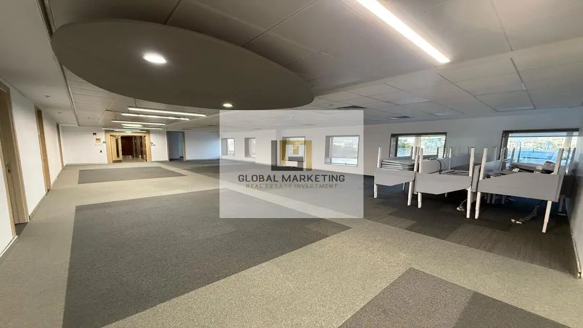 Exceptional Office for Rent - 675 Square Meters