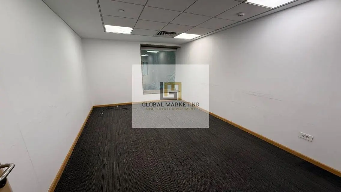 Exceptional Office for Rent - 675 Square Meters