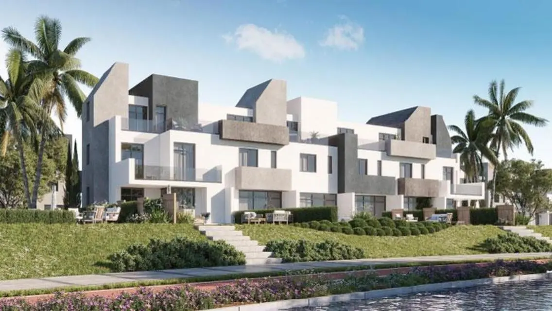 Stunning 10-Room Apartment for Sale
