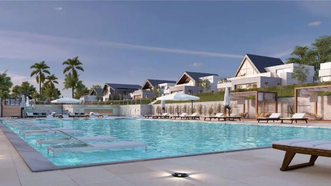 Luxurious Villa for Sale with Private Garden and Shared Pool