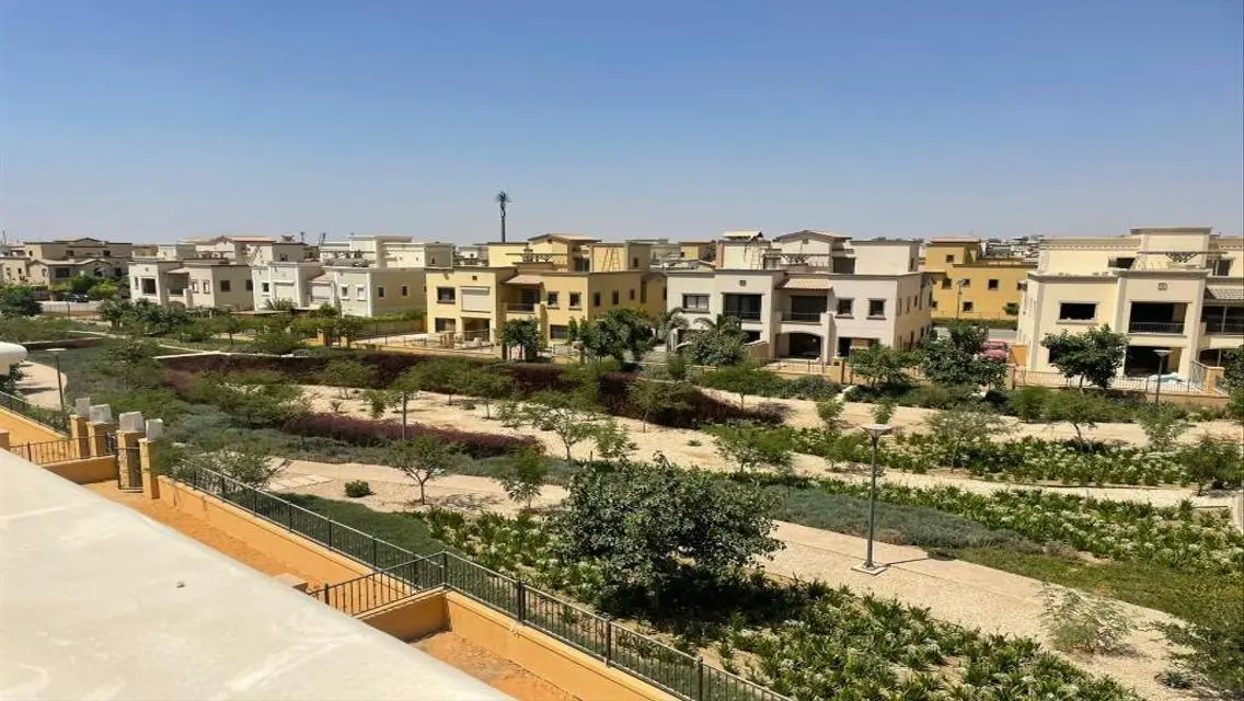 Luxury Apartment with Spacious Area