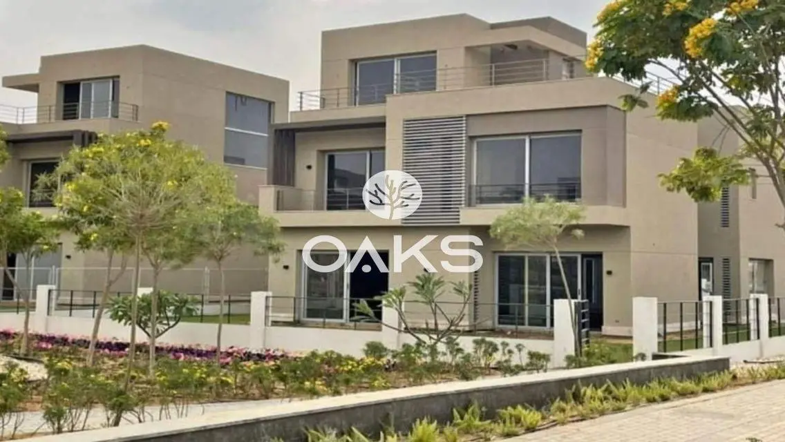Luxury Villa with Stunning Lake View at an Attractive Price