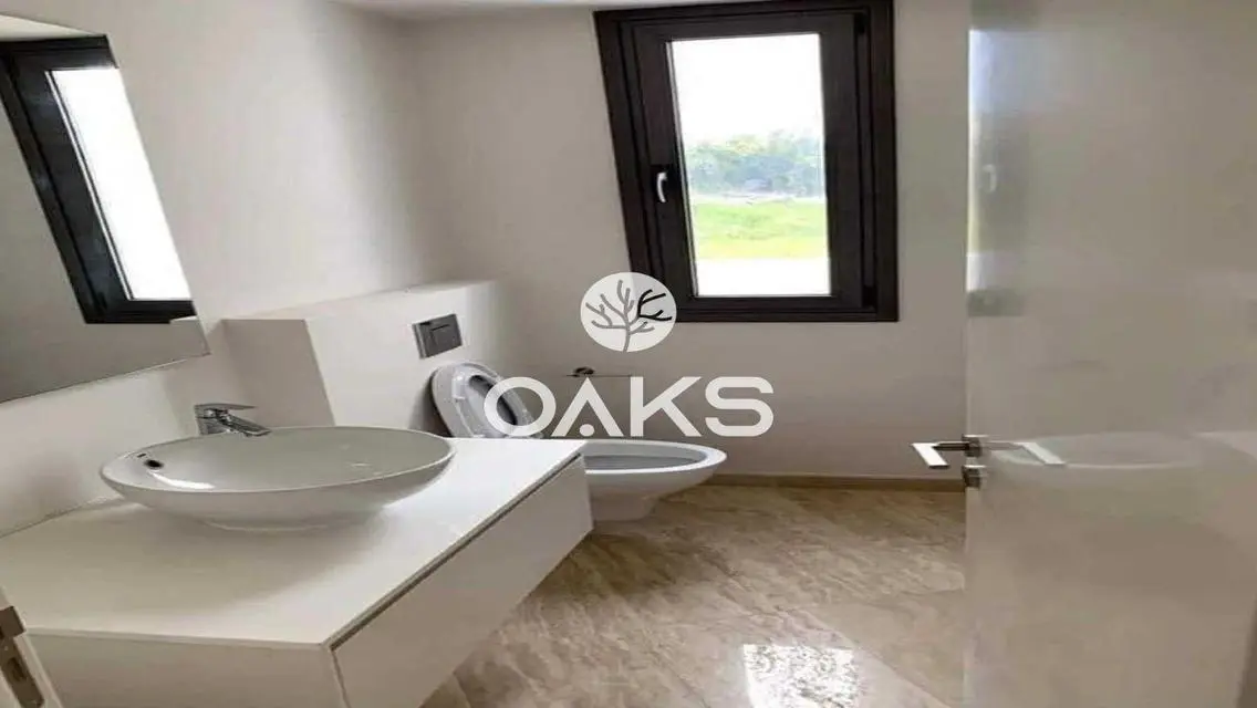 Luxury Villa with Stunning Lake View at an Attractive Price