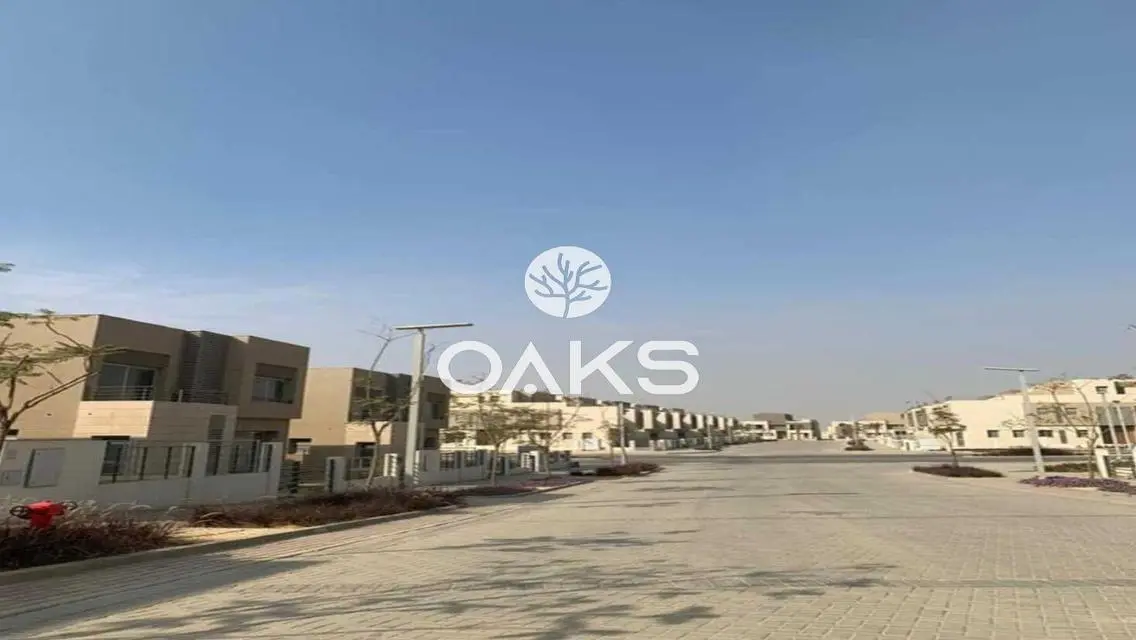 Luxury Villa with Stunning Lake View at an Attractive Price