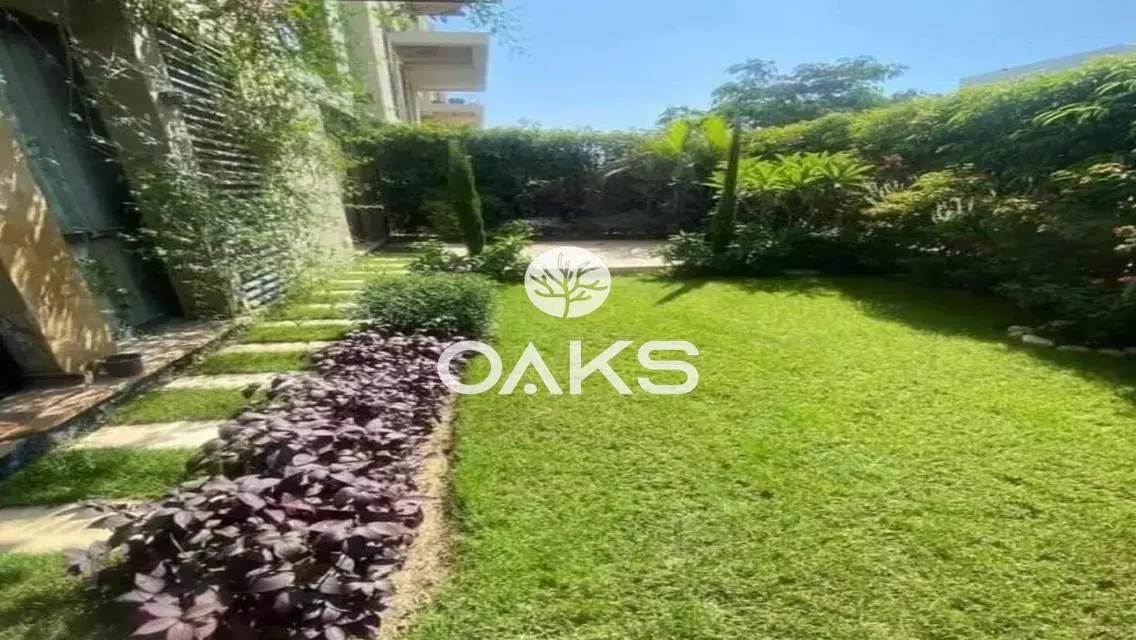 Luxury Villa with Stunning Lake View at an Attractive Price