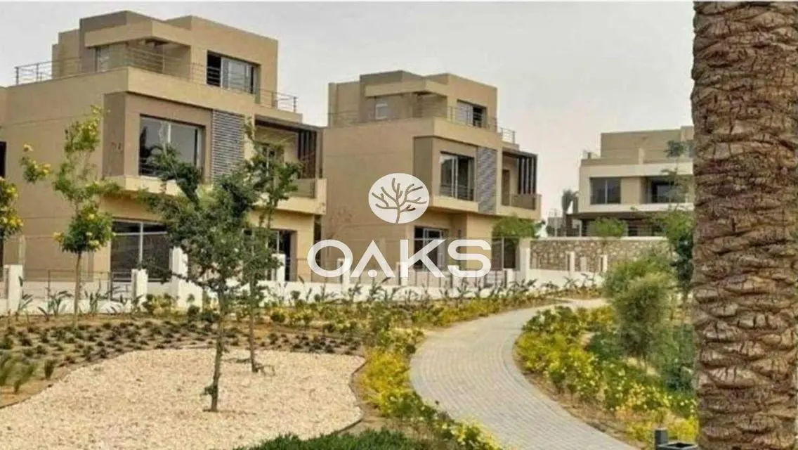 Luxury Villa with Stunning Lake View at an Attractive Price