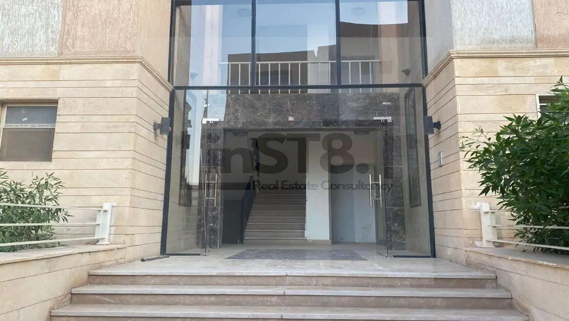 شقة فاخرة للبيع في ST81 بسعر 6,800,000 جنيه