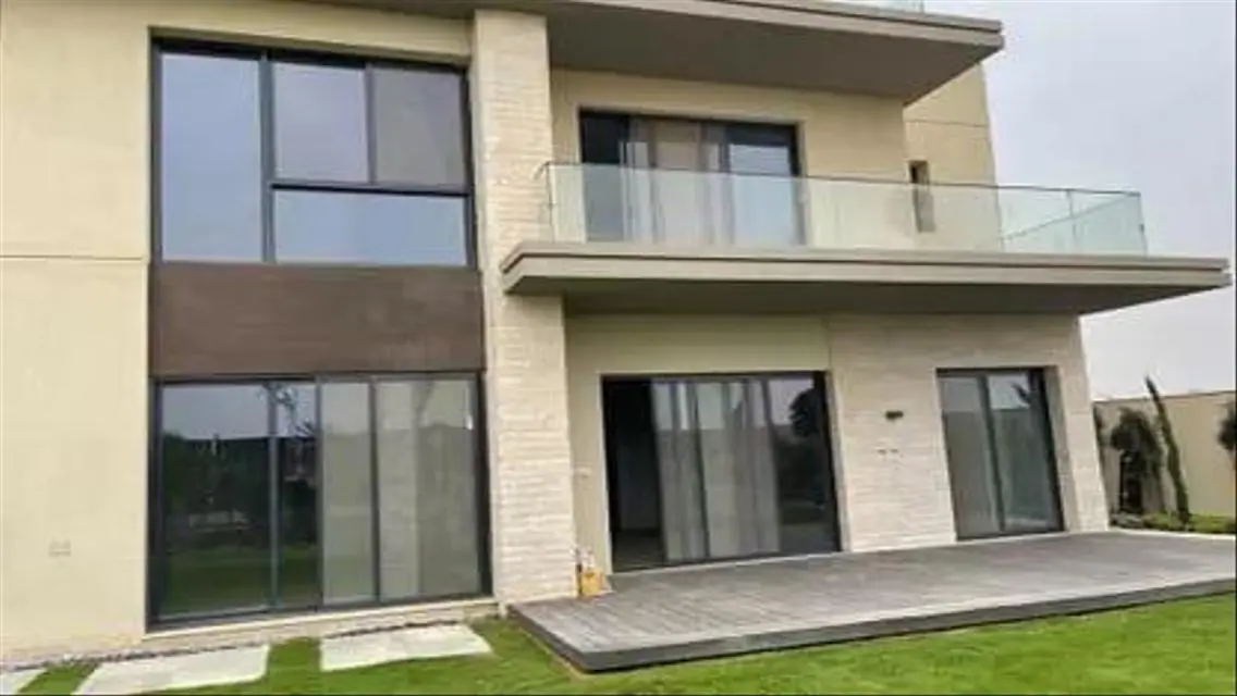 Luxurious Property in Sheikh Zayed - 6 Estates Sodic