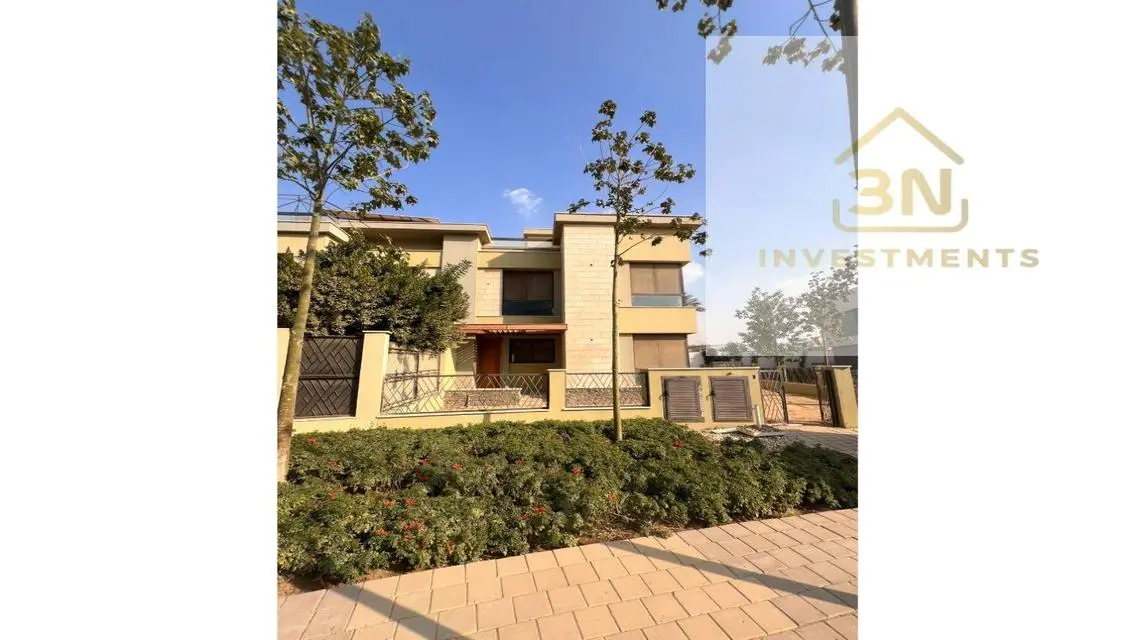Luxurious Villa for Sale with Private Pool and Garden