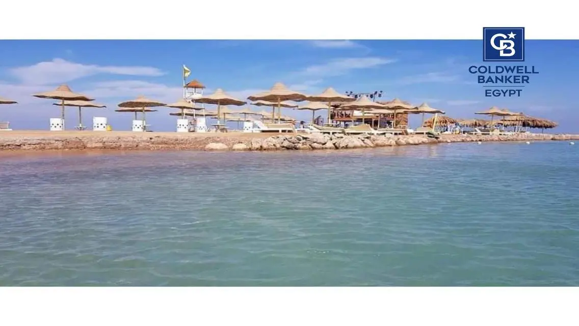 Luxury Villa for Sale with Stunning Lake Views