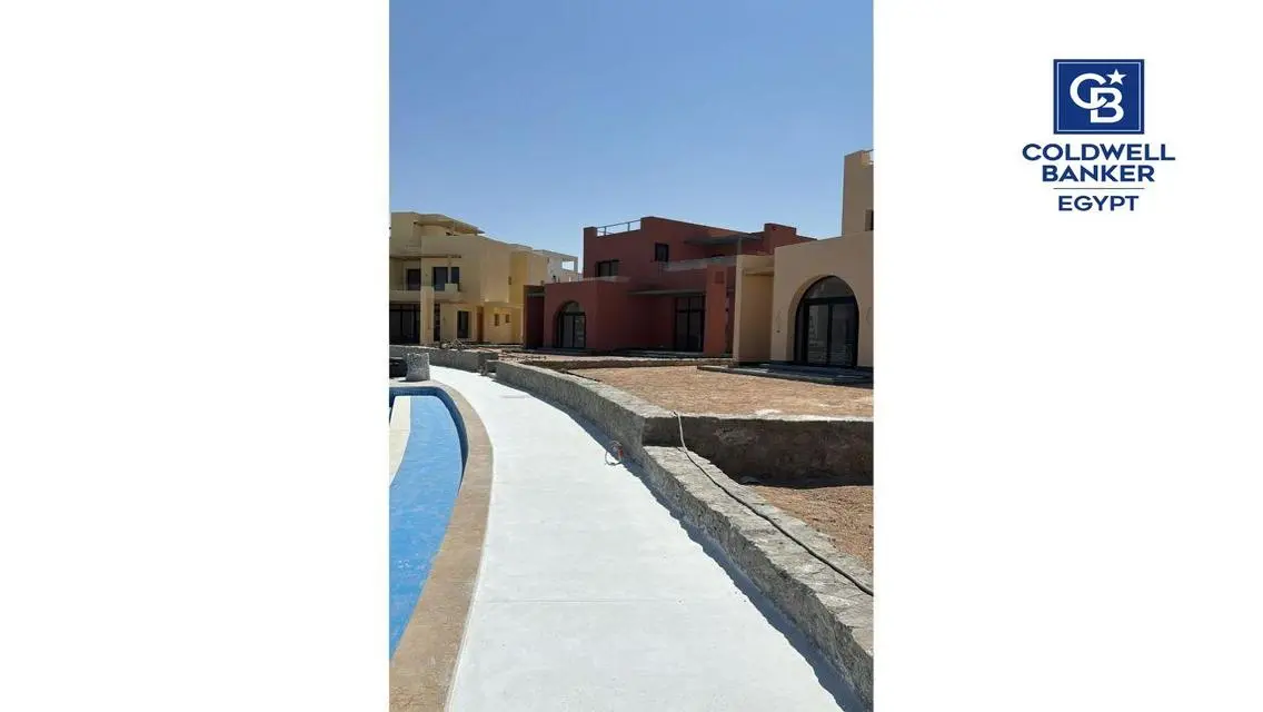 Luxury Villa for Sale with Stunning Lake Views