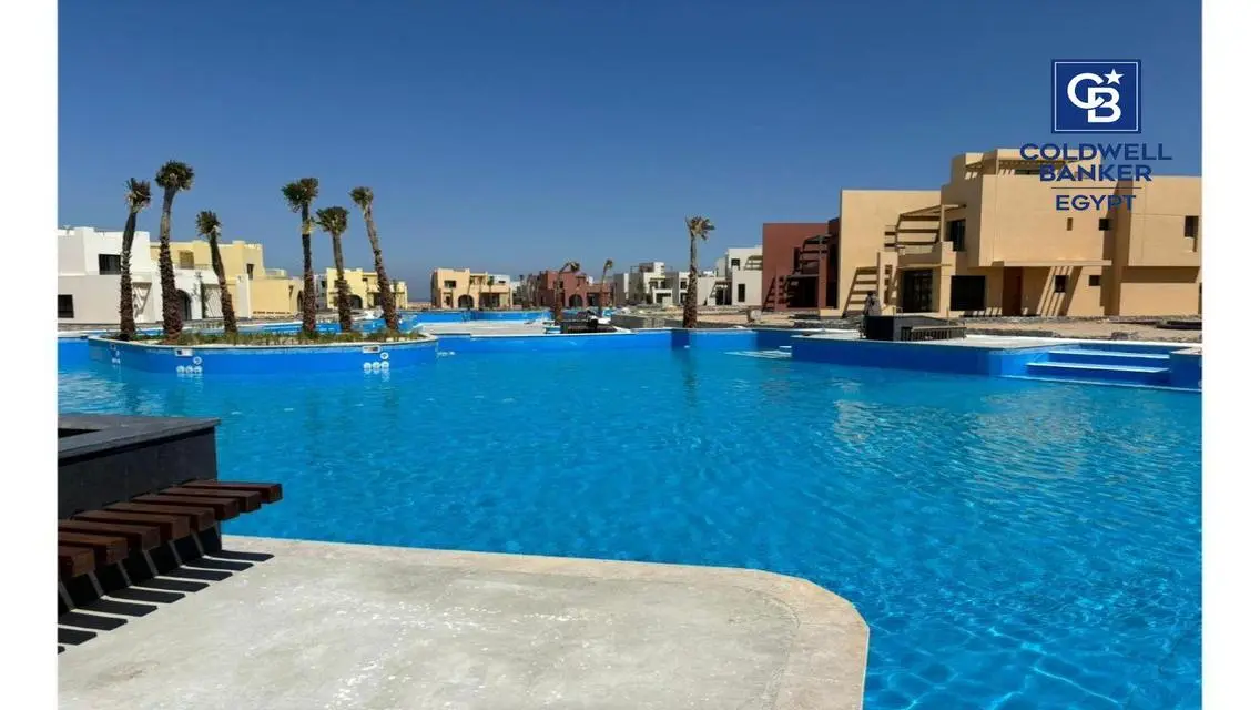 Luxury Villa for Sale with Stunning Lake Views