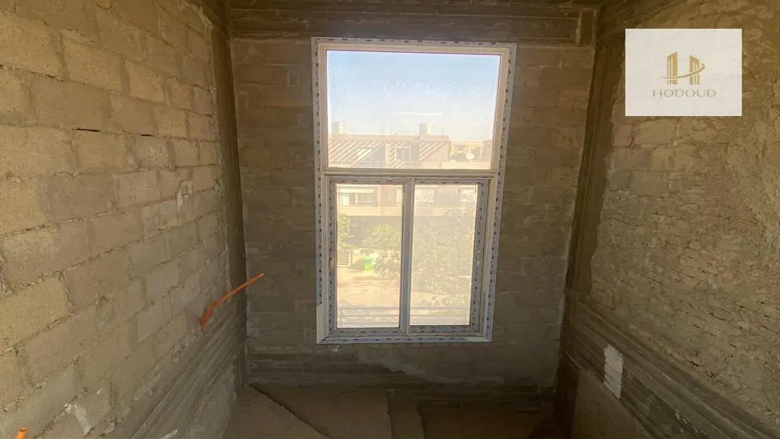 Stunning Property for Sale with Spacious Area