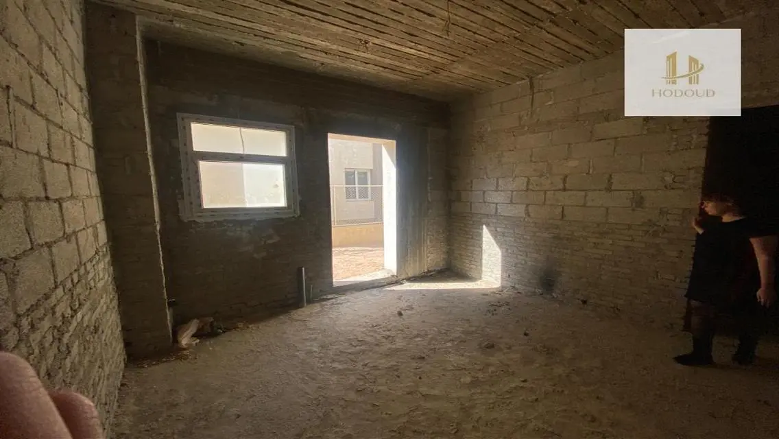 Stunning Property for Sale with Spacious Area