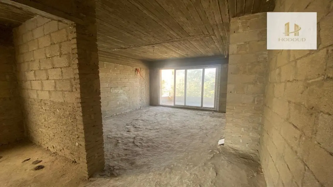 Stunning Property for Sale with Spacious Area