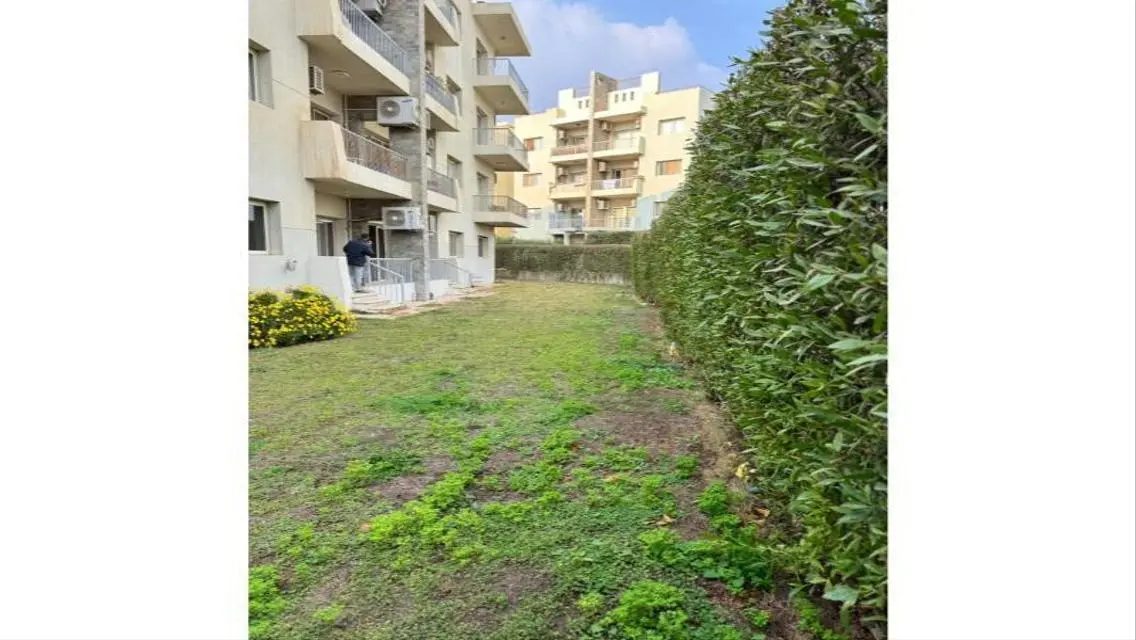 Luxurious Apartment with Spacious Area and Private Garden