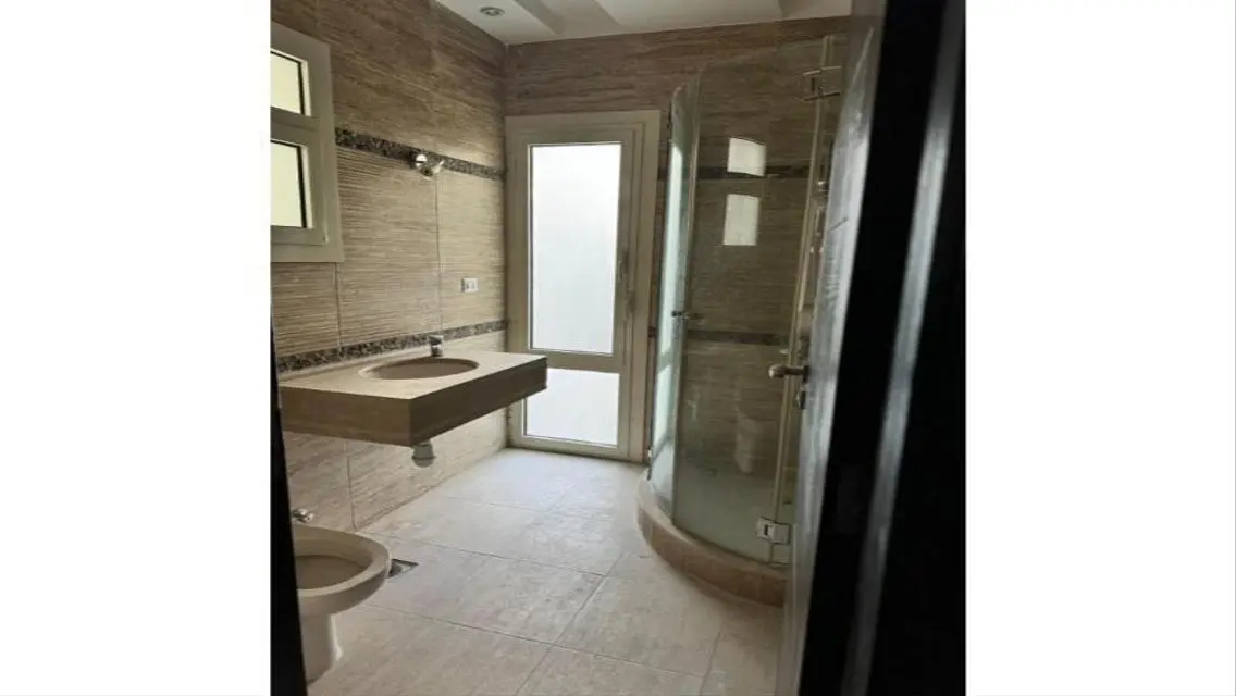 Luxurious Apartment with Spacious Area and Private Garden