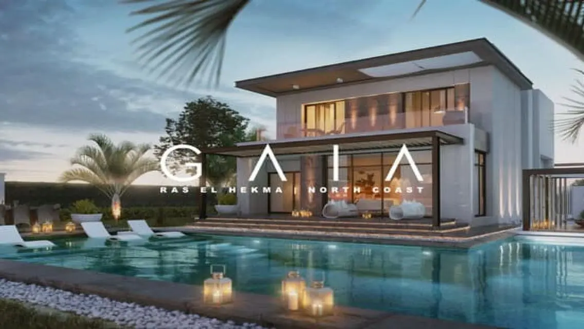 Luxury Villa Overlooking Lakes for Sale
