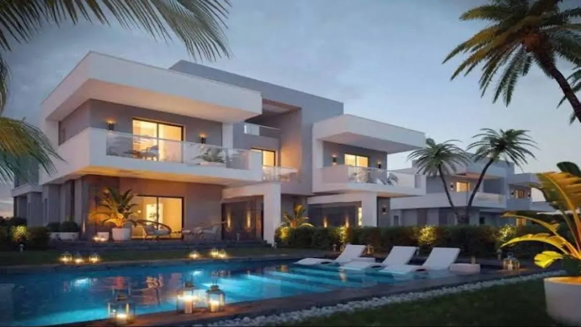 Luxury Villa Overlooking Lakes for Sale