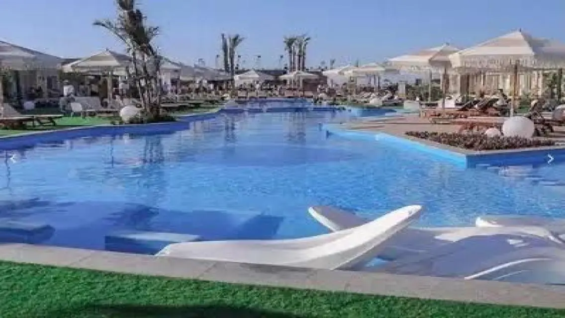 Luxury Villa Overlooking Lakes for Sale