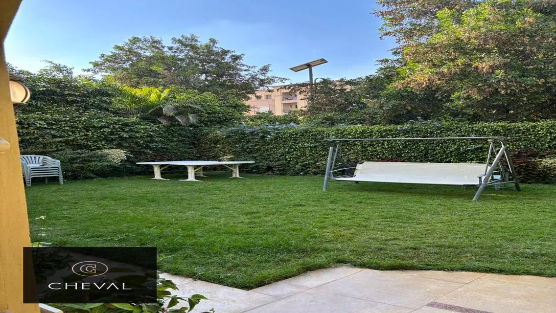 Luxury Apartment in Mivida - AUC