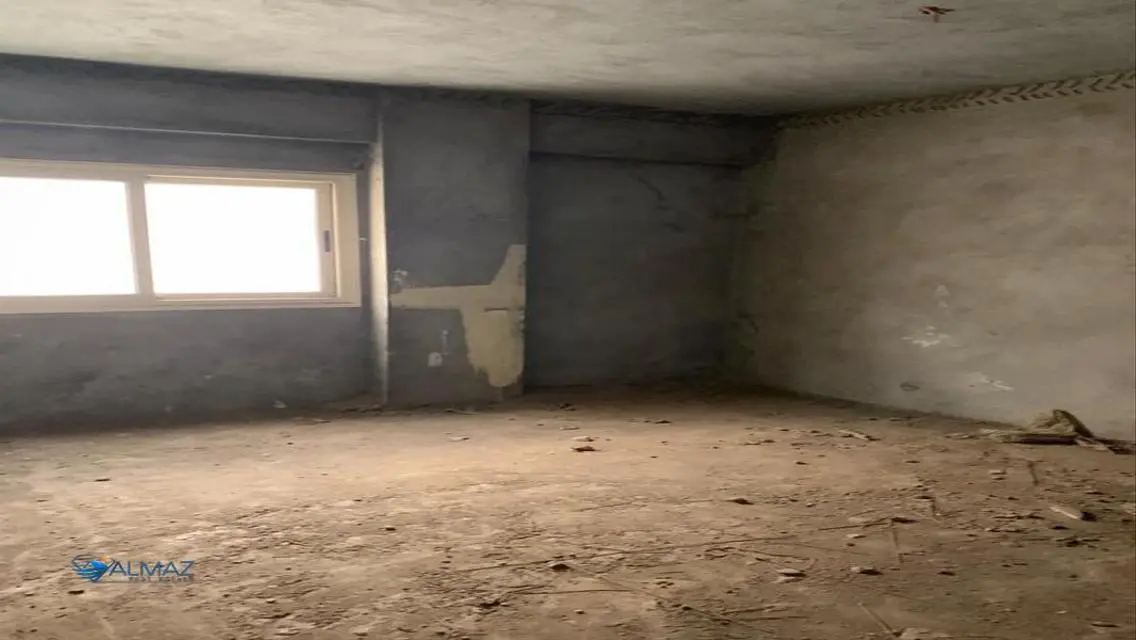 شقة فاخرة للبيع بمساحة واسعة