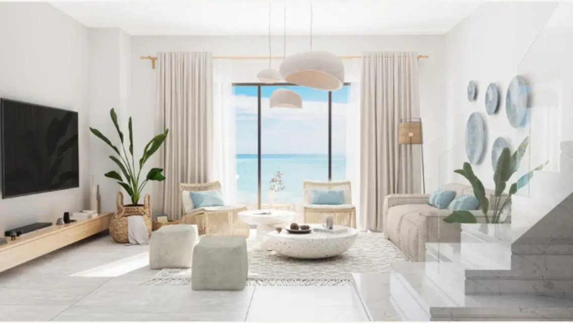 Luxury Apartment with Shared Pool and Lake View