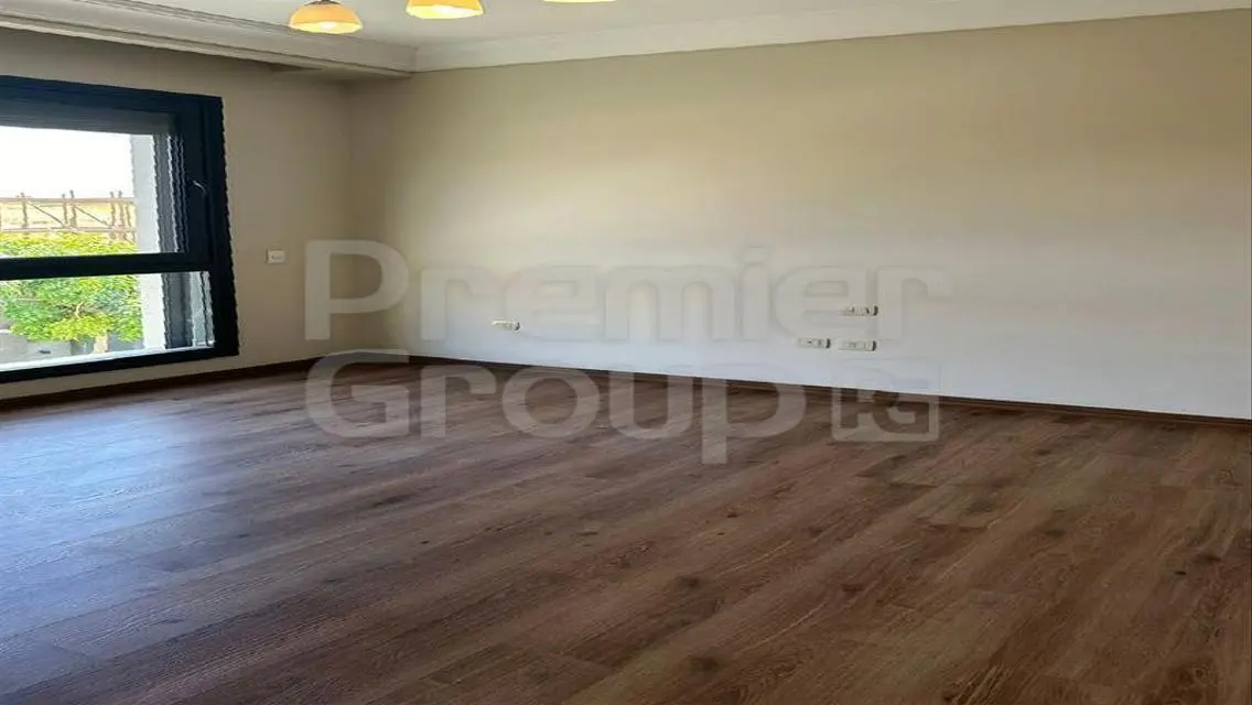 Luxury Apartment for Sale - 1000 sqm in the Heart of the City