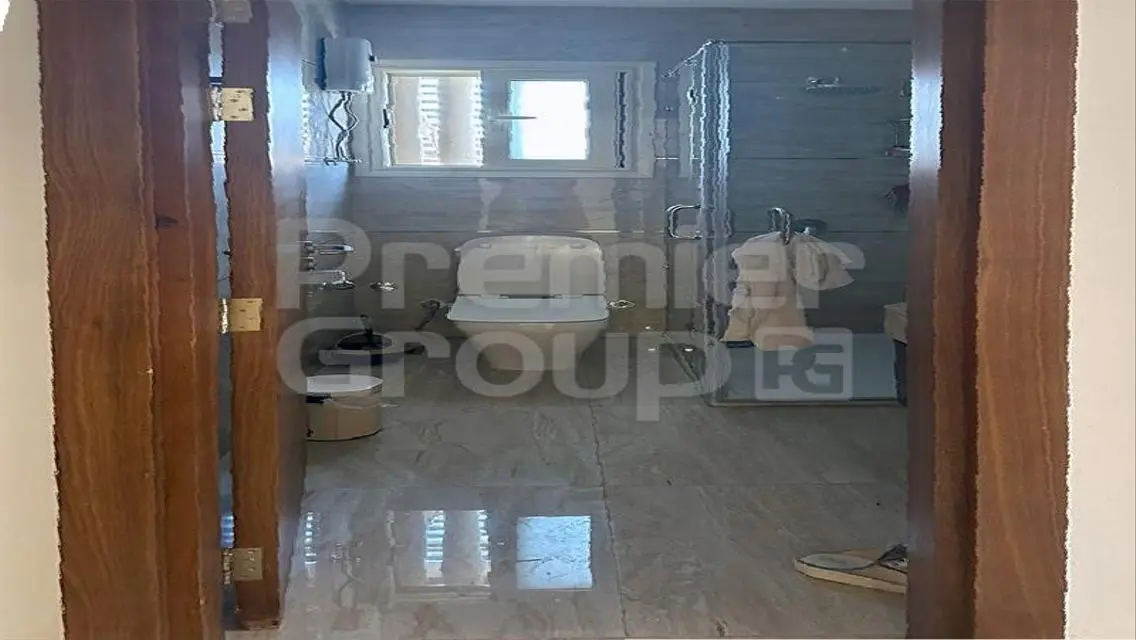 Luxury Apartment for Sale - 1000 sqm in the Heart of the City