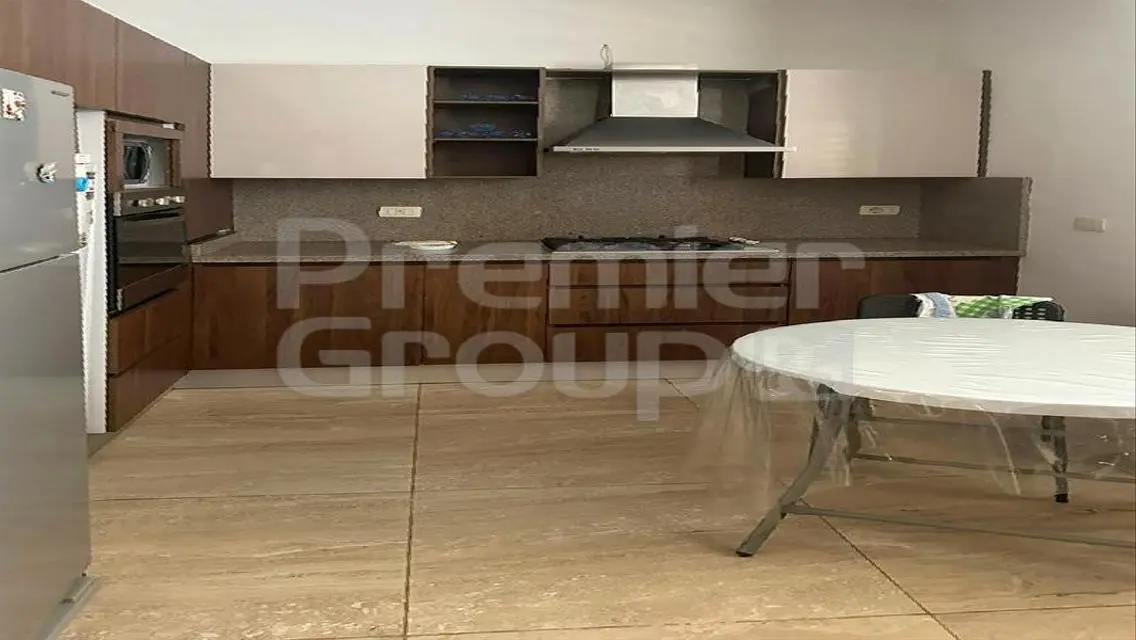 Luxury Apartment for Sale - 1000 sqm in the Heart of the City