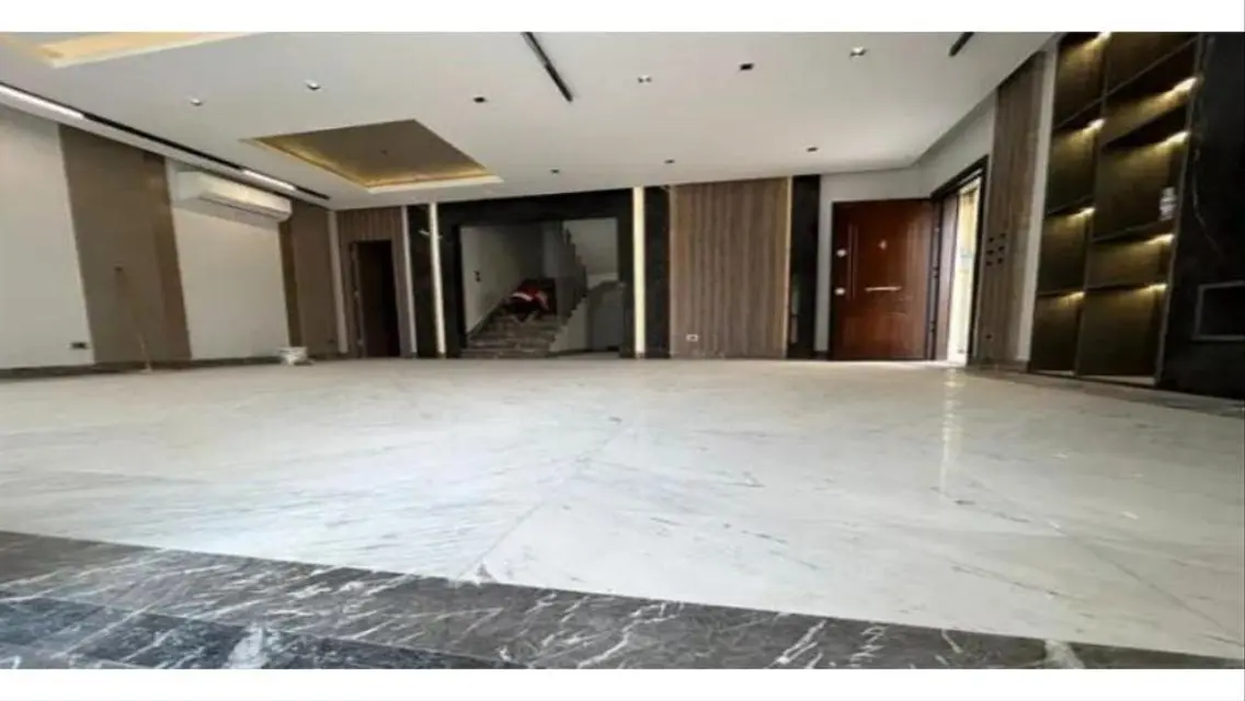 Luxurious Apartment of 210 sqm in the Heart of the City