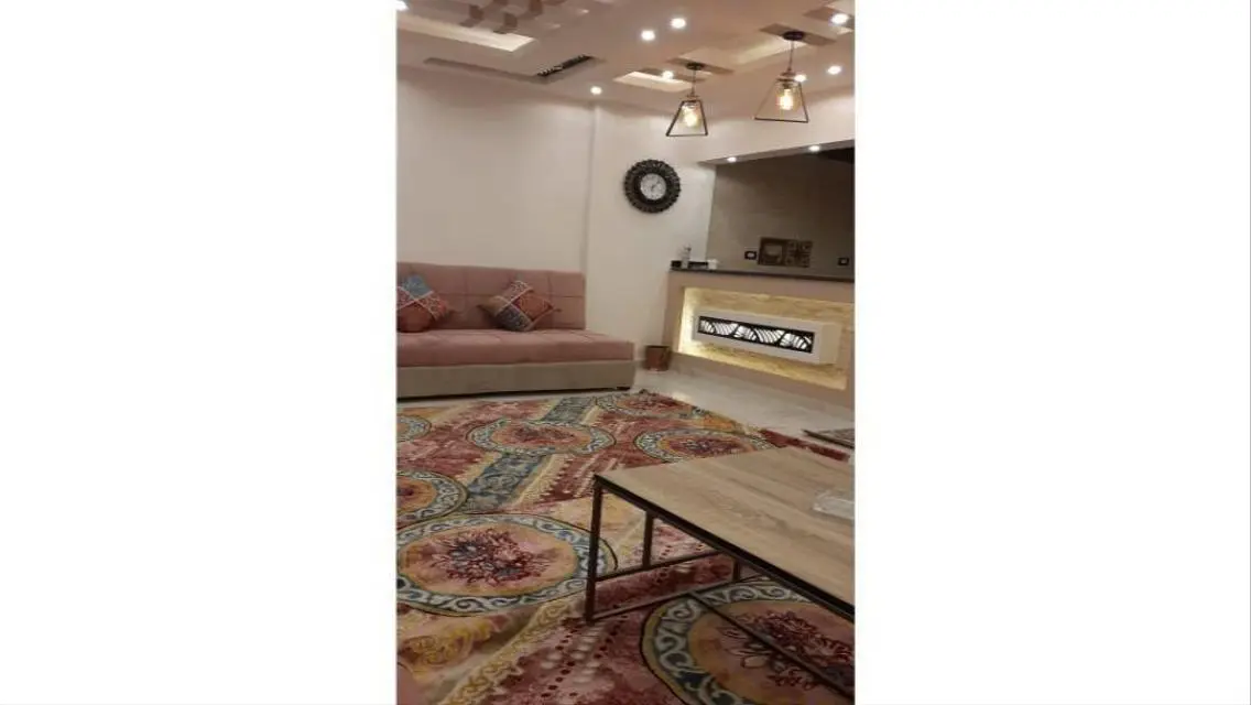 شقة حديثة للإيجار بمساحة 14000 متر