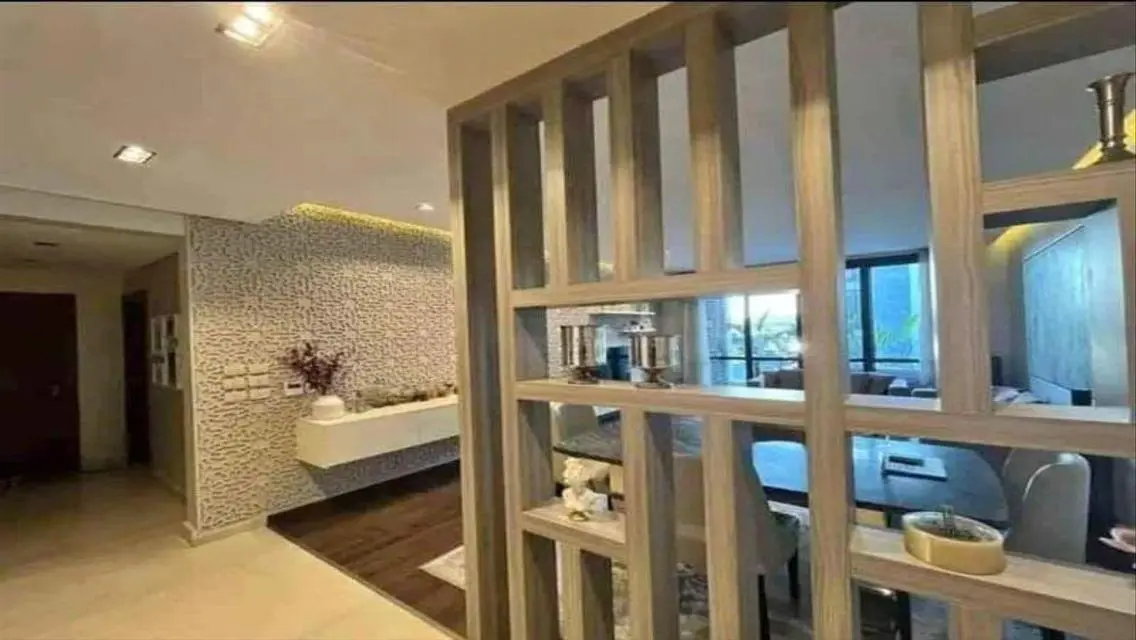 فيلا فاخرة للبيع في موقع متميز