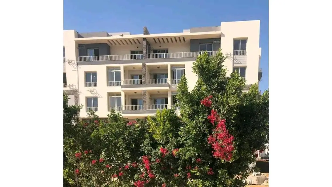 Luxury Building with Distinctive Spaces and Great Amenities