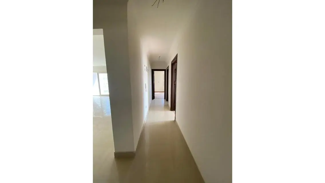 Luxury Building with Distinctive Spaces and Great Amenities