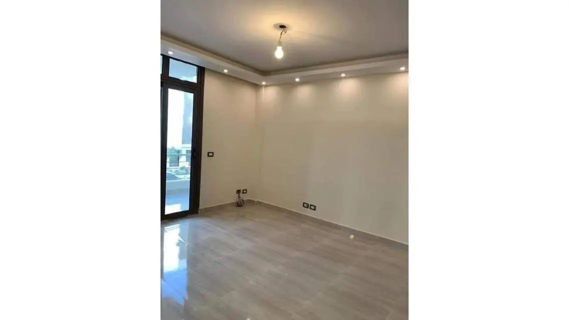 Luxury Building with Distinctive Spaces and Great Amenities